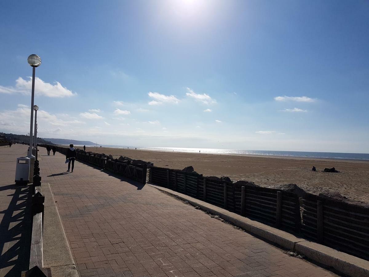 Appartement Residence Le Fairway Deauville Esterno foto